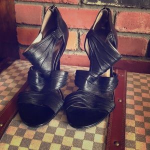 Guess black leather heel